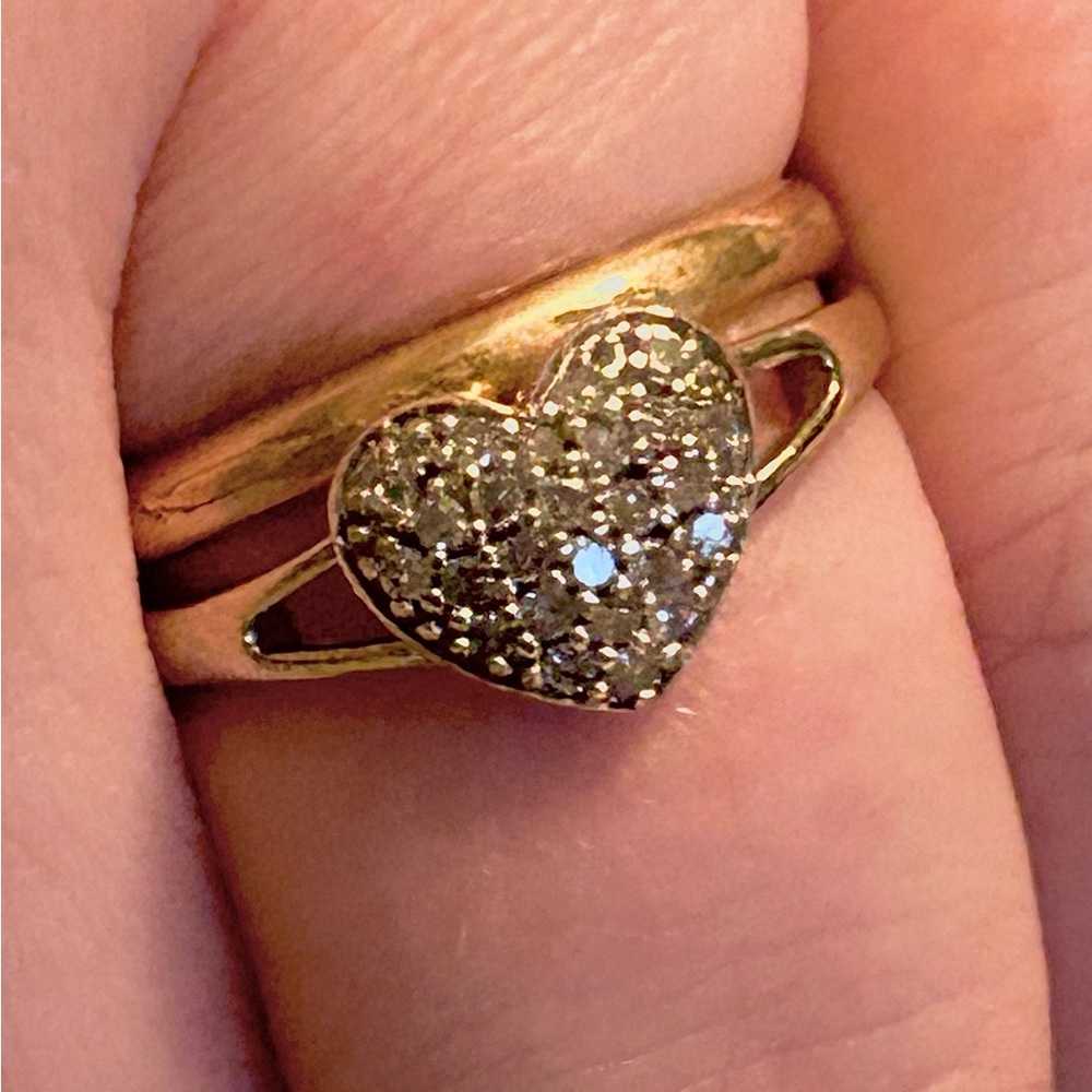 10k diamond heart ring